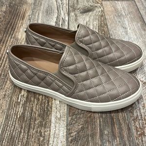 Steve Madden Ecentrcq Slip On Sneaker